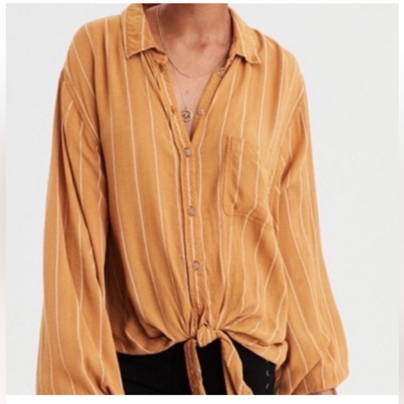 American Eagle Outfitters Tops - American Eagle 🦅 Viscose Knot tye top! Balloon sleeves